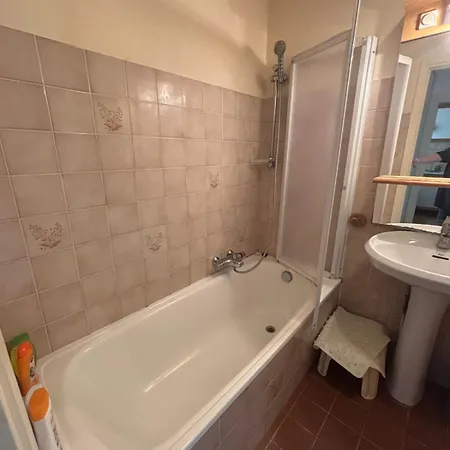 Apartamento Charming With Garden In Antibes